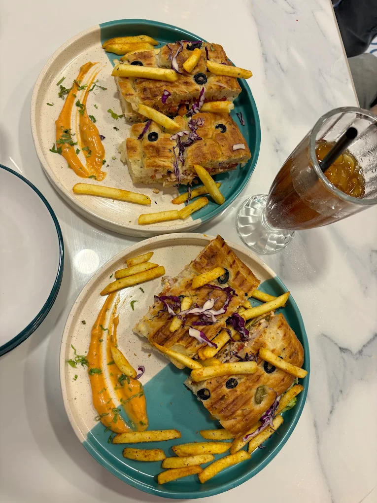 cafe in delhi for couples