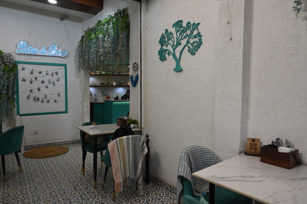 Best Restaurant with Good Food in Delhi